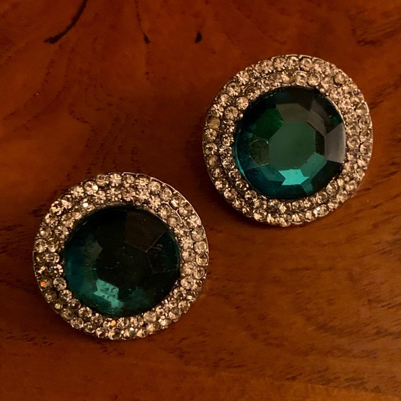 Emerald Earrings - Picture 1 of 1